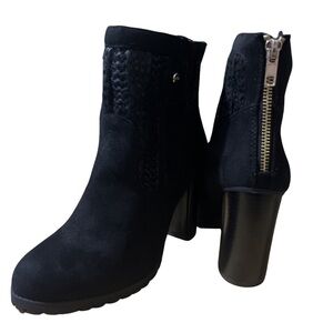 Juicy Couture Lupia Black Knit & Faux Suede Ankle Boots - Size 6.5 M - NWOT